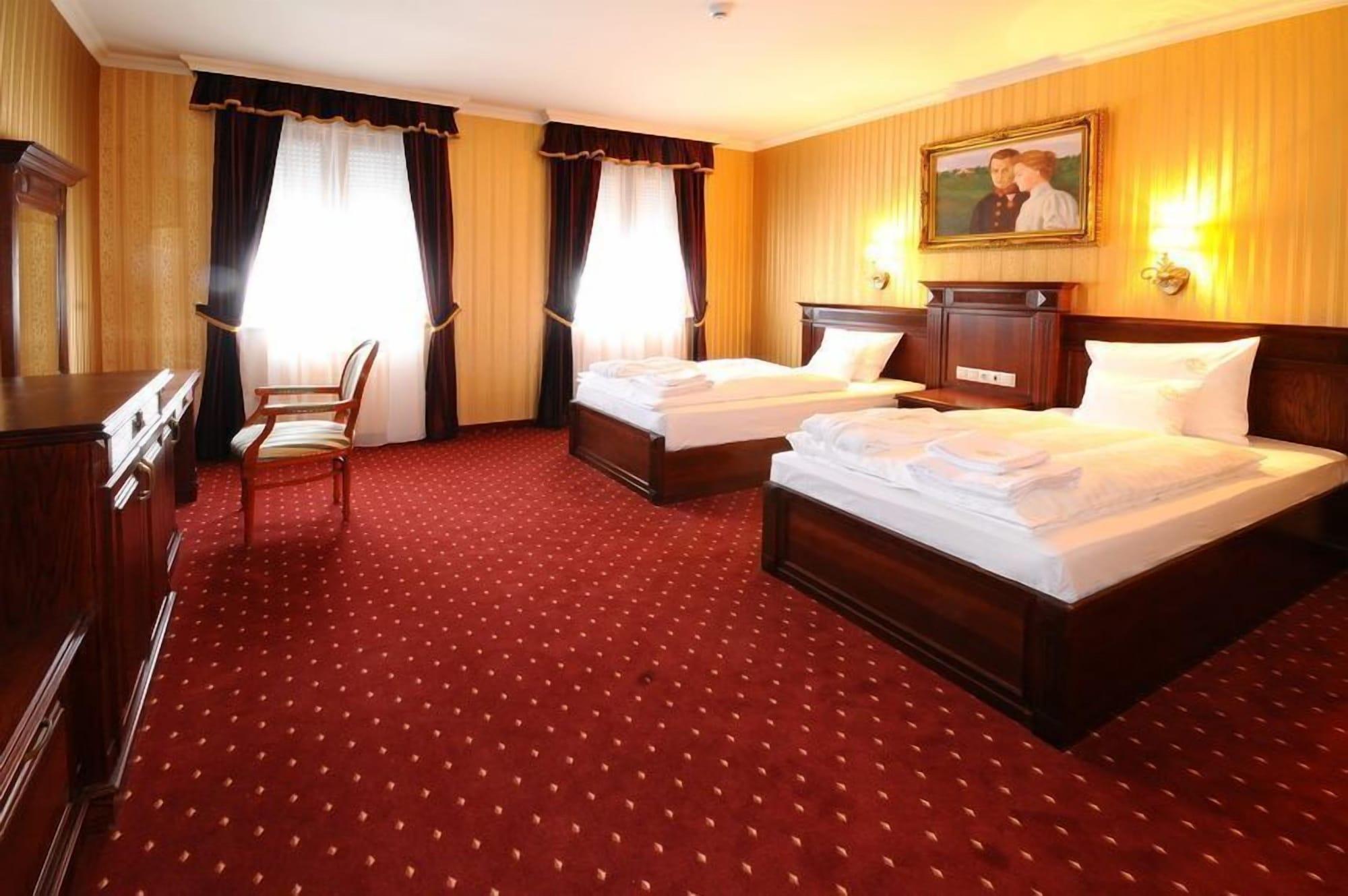 Hotel Obester Debrecen Luaran gambar