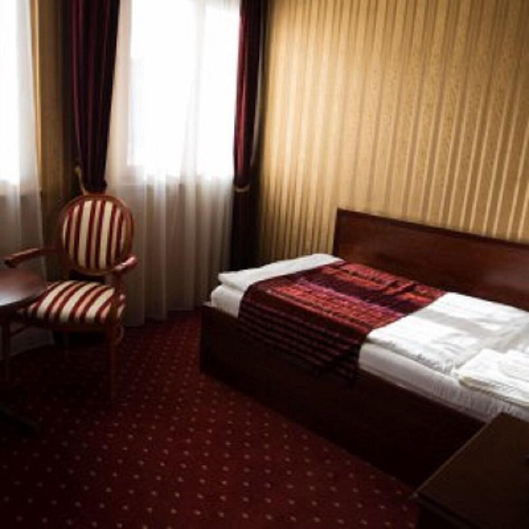 Hotel Obester Debrecen Luaran gambar