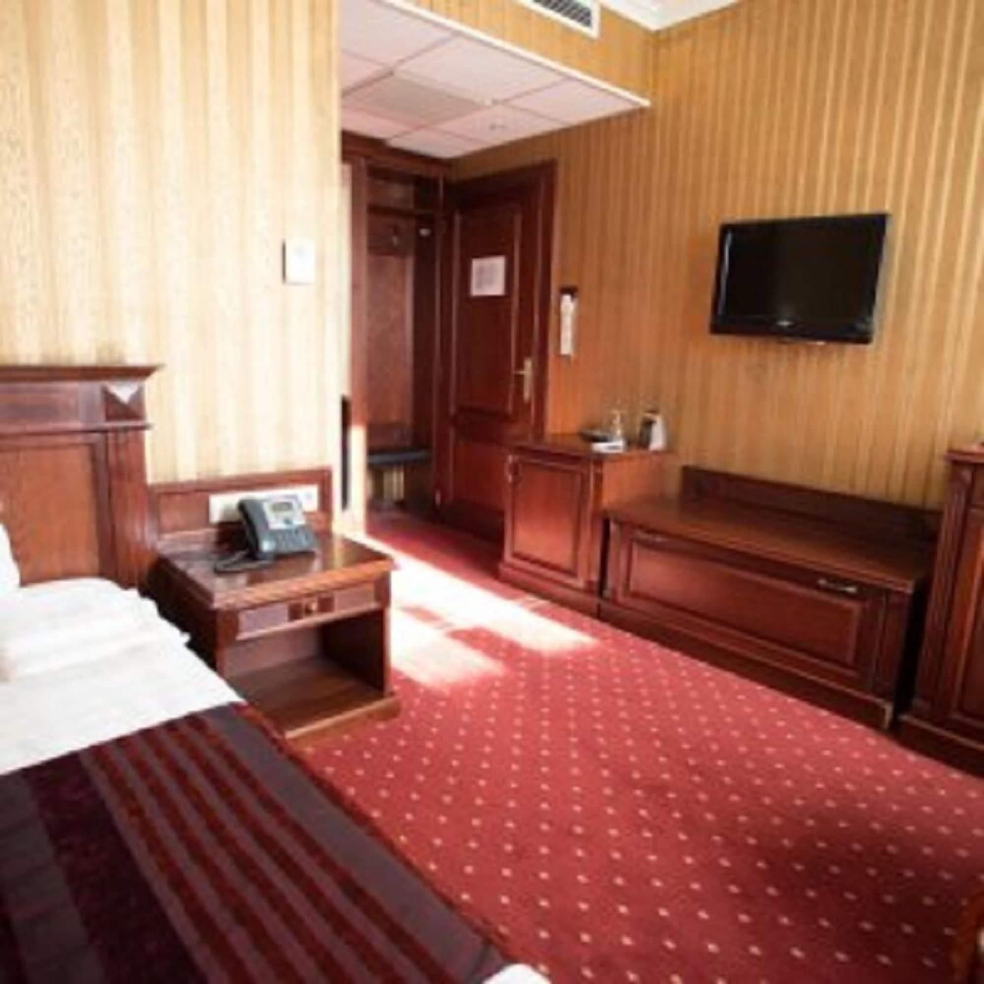 Hotel Obester Debrecen Luaran gambar