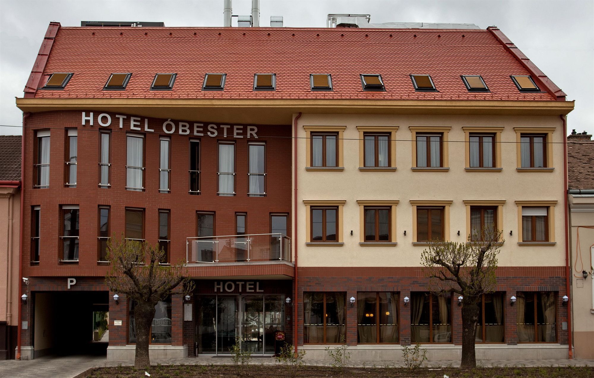 Hotel Obester Debrecen Luaran gambar