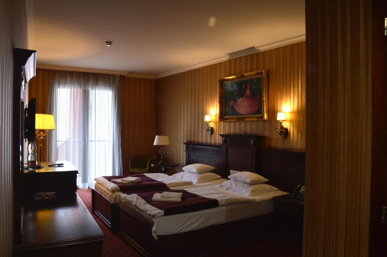 Hotel Obester Debrecen Luaran gambar