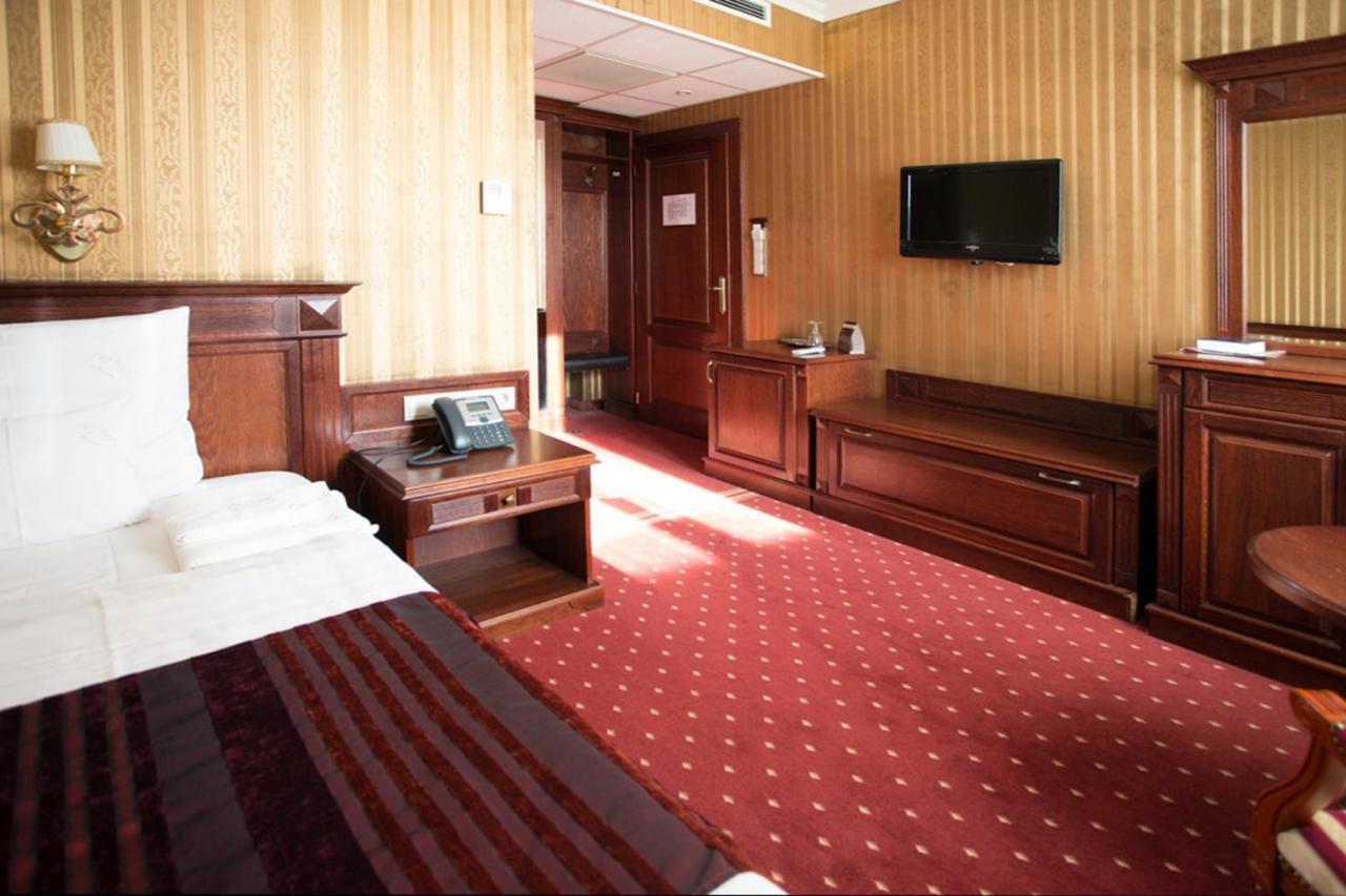 Hotel Obester Debrecen Luaran gambar